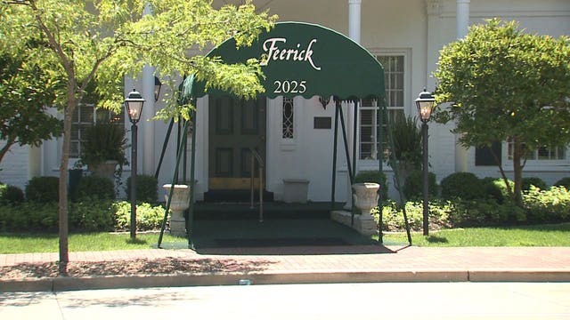 North Shore funeral home impacted by coronavirus lockdown welcomes 'Phase C' of reopening
