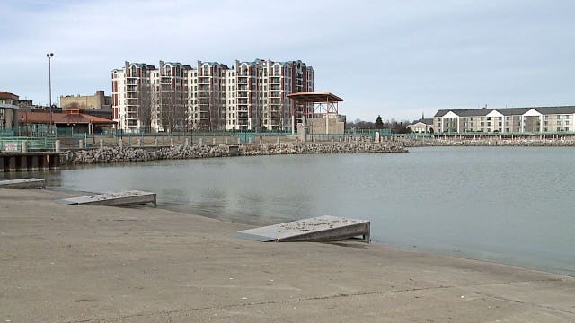 Body of woman recovered, ID'd after vehicle went into Lake Michigan in Racine
