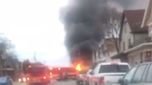 No injuries in 3-alarm blaze at furniture store near 25th and Lincoln in Milwaukee