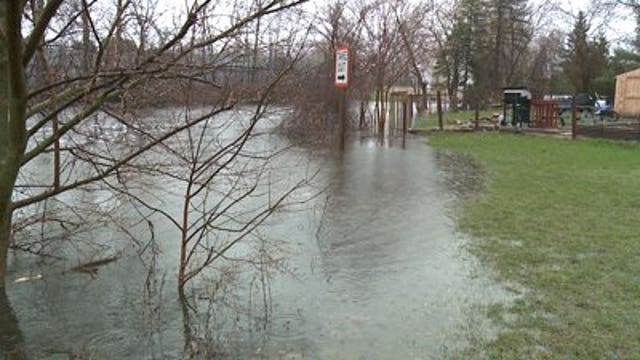 Residents along Fox River South of Milwaukee are flooded