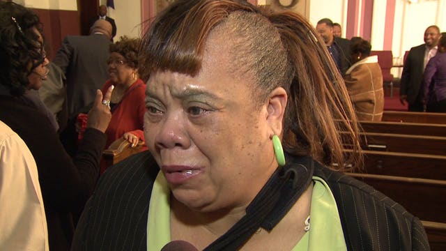 Hillary Clinton makes big impact on mother who lost son to gun violence during forum in Milwaukee