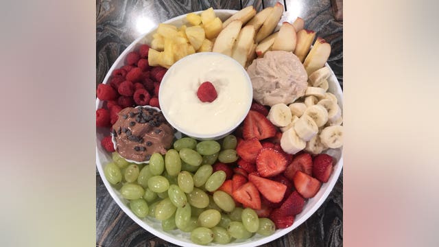 Healthy eating: 3 light and sweet fruit dips made with Greek yogurt