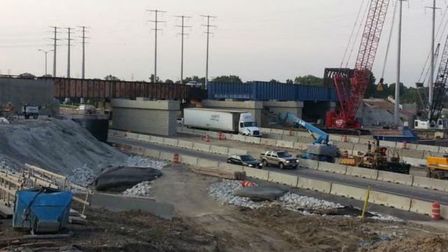 Plan ahead: Getting around with a full freeway closure in the Zoo Interchange