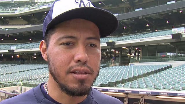 Report: Yovani Gallardo makes return to Milwaukee