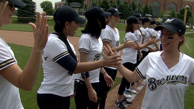 'The girls are pumped:' Wives of Brewers, Cubs square up for a great cause