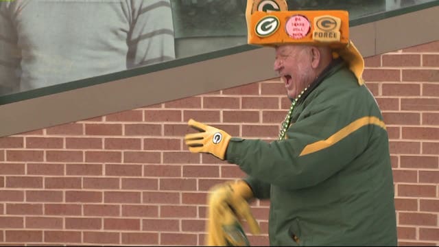 "Everybody's just excited:" Single-digit temps don't deter die-hard Packers fans from green and gold celebration
