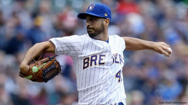 Brewers going with lefty Gio Gonzalez in Game 1 of NLCS