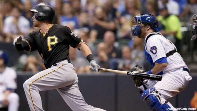 Yelich, Shaw, Moustakas homers lead Brewers past Pirates, 7-4