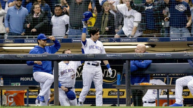 Yelich hits 2 HRs, Brewers draw even in NL Central with Cubs