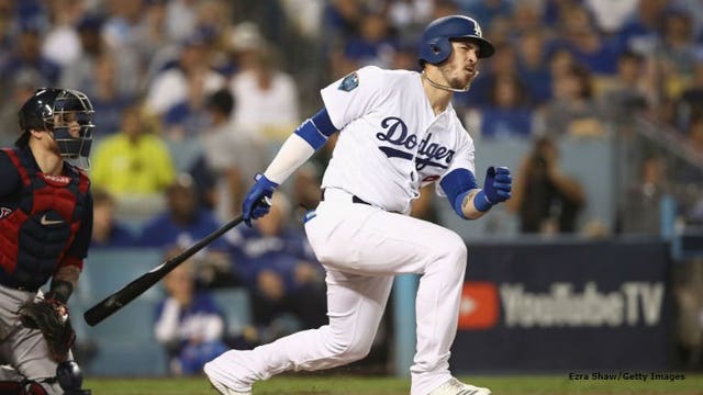 Milwaukee Brewers sign catcher Yasmani Grandal to 1-year contract: 'He fits our roster very well'
