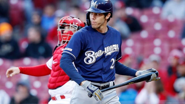 Christian Yelich's homer streak snapped, but Brewers beat Reds 4-3
