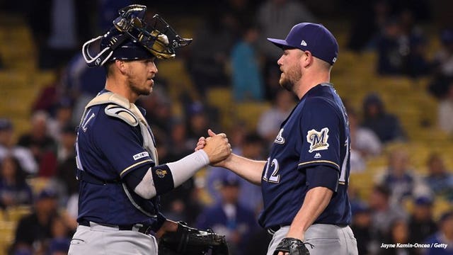 Former Dodger Yasmani Grandal helps lead Brewers to 8-5 win over Los Angeles