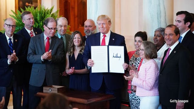 Pres. Trump signs executive order calling for upfront disclosure of hospital costs