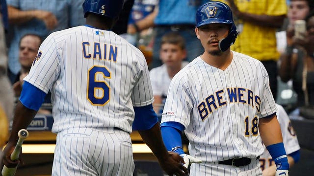 Hiura surprises cancer-stricken mother with shaved head