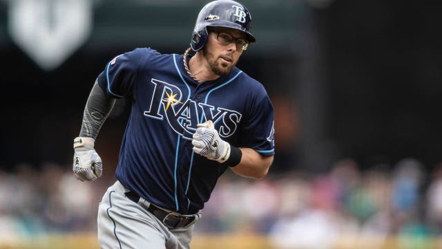 Report: Free agent IF Eric Sogard to be back with Brewers with 1-year deal