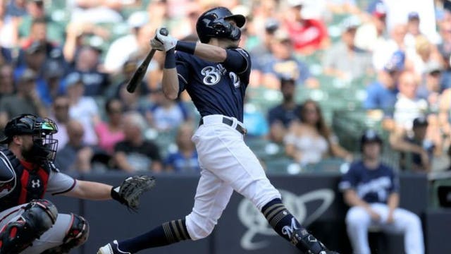 Brewers hang on for 5-4 win over Braves