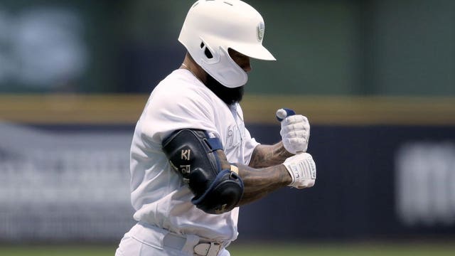 Brewers keep D-backs' bats quiet again in 4-0 win