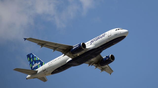 JetBlue to require customers to wear face coverings