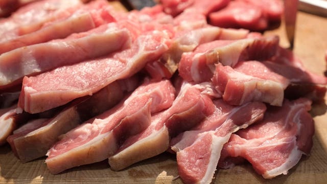 Smithfield Foods closes pork processing plant in South Dakota amid hundreds of COVID-19 cases