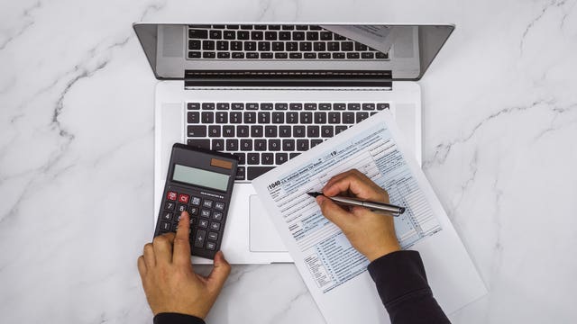 Taxpayers asked to use DOR's online services instead of in-person visits