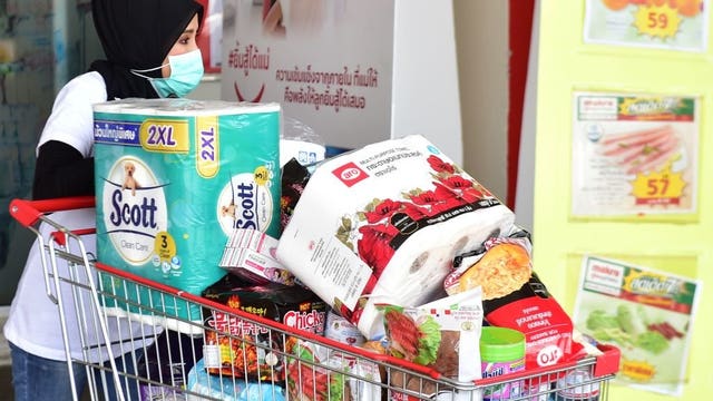 Texas mayor forces grocery stores to go the extra step for social distancing