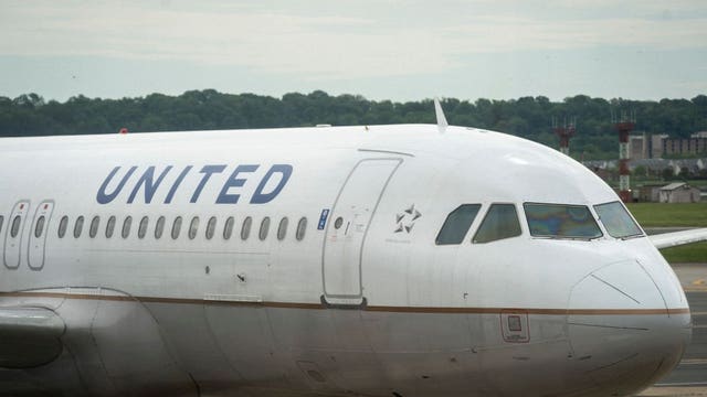 United says it will maximize in-flight air ventilation system to help mitigate airborne COVID-19 spread