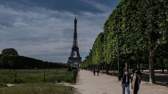 No Eiffel, Mona Lisa or Versailles: Iconic sites stay closed