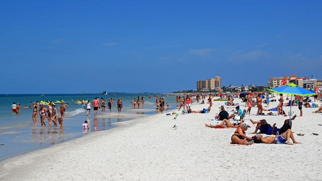 Virus rebels from France to Florida disregard lockdown practices