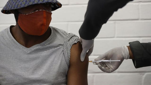 Summer may decide fate of leading shots in vaccine race
