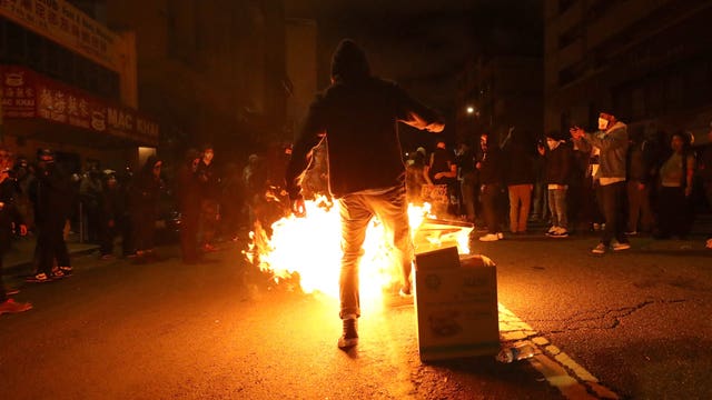 Federal officer killed guarding California courthouse near protests