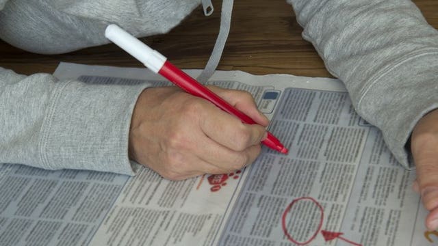 Debate over $600 in jobless aid to intensify as claims rise