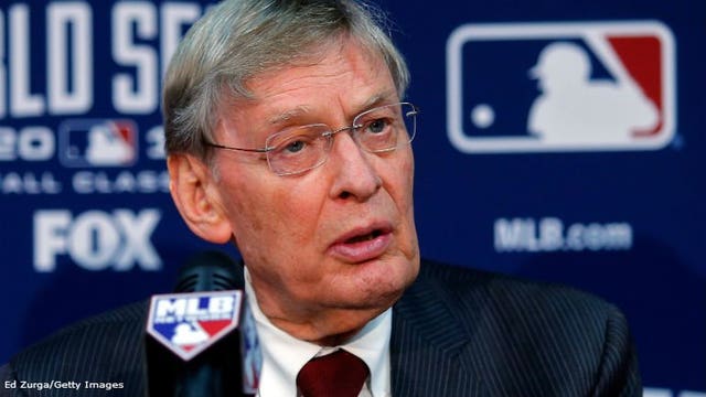 Bud Selig to throw out 1st pitch at Brewers opener