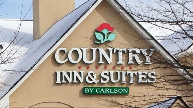 Kenosha PD investigate Thanksgiving shooting at Country Inn & Suites