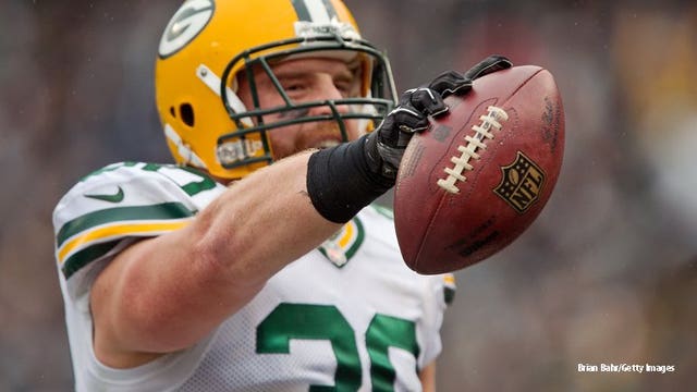 'A terrific football player:' Former fullback John Kuhn retires with Green Bay Packers