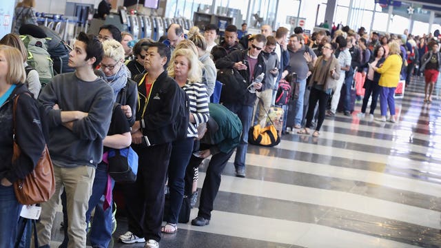 Americans return to long waits for screenings at US Airports