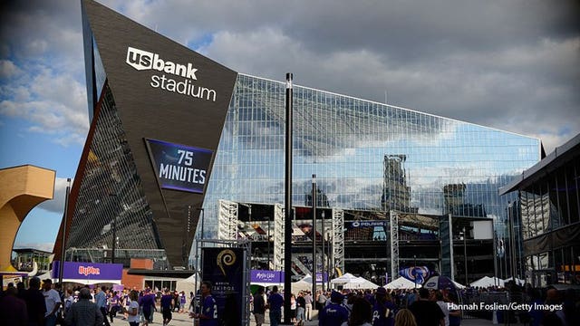 Battle of NFC Rivals: Packers, Vikings play first regular-season game at U.S. Bank Stadium