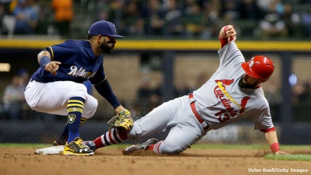 Brewers hit 3 HRS, beat the Cardinals 7-5
