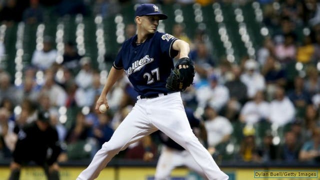 Ray gives up 2 hits in 7 innings, D-backs beat Brewers 4-0