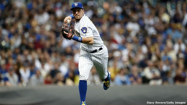 Hernán Pérez back with Brewers on minor league deal