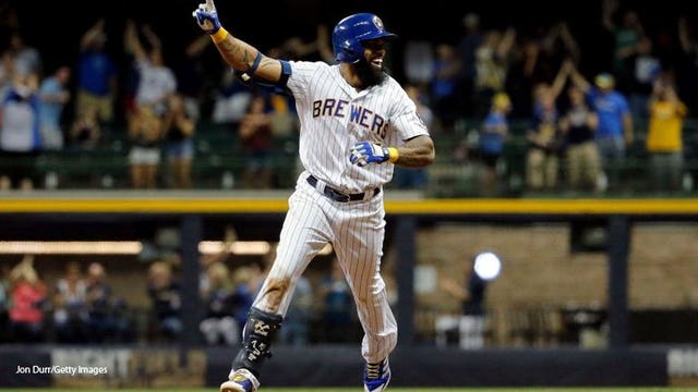 Thames hits walk-off home run, Brewers beat Padres 6-5