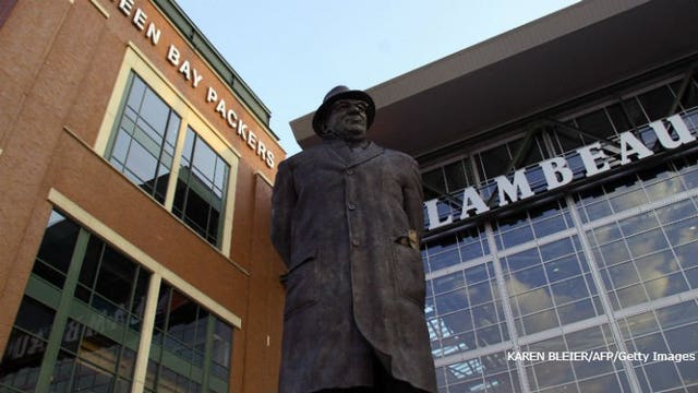 Packers' Kenny Clark, Dean Lowry, Montravius Adams to sign autographs for Salvation Army
