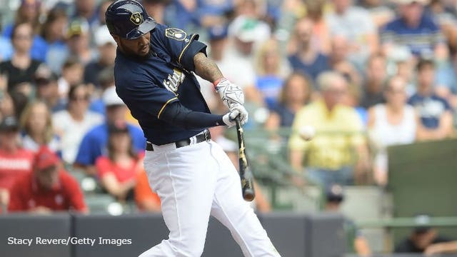 Neil Walker helps Brewers knock off Reds 7-4