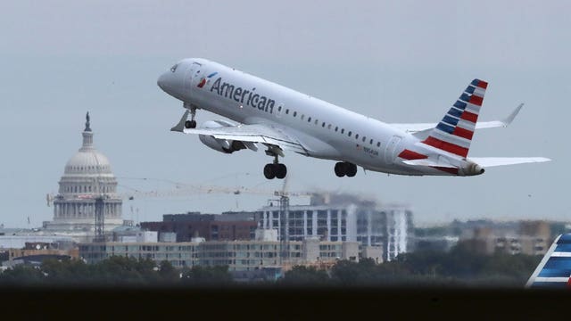 American Airlines 'glitch' allows all pilots to take vacation over Christmas week; cancellations possible