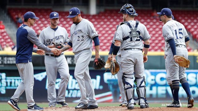 Castillo, Reds complete 3-game sweep of Brewers with 7-1 win
