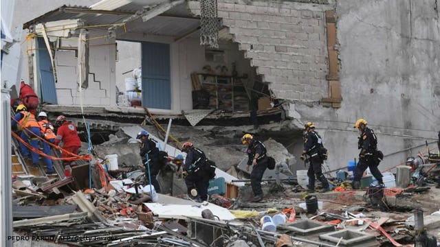 New 6.1 magnitude quake shakes Mexico; "Since Sept. 7 it has not stopped shaking"