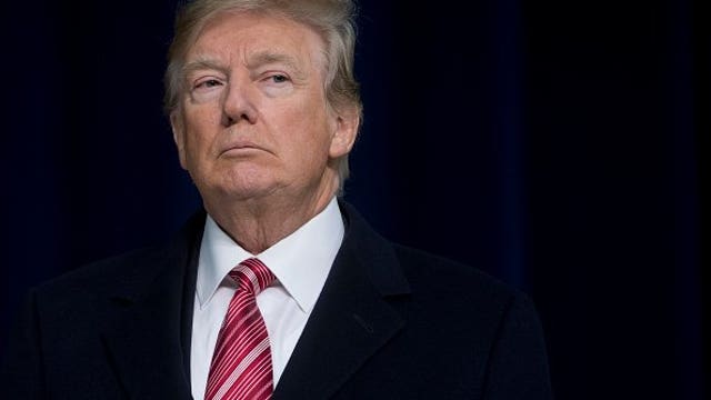 Pres. Trump takes break from impeachment for another kind of fight: UFC