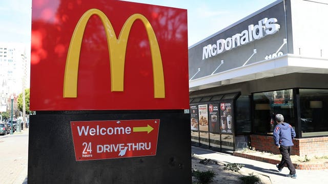 McDonald’s plans to hire 260,000 US workers this summer