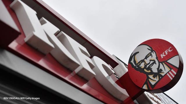 Woman calls Waukesha police after getting wrong order at KFC