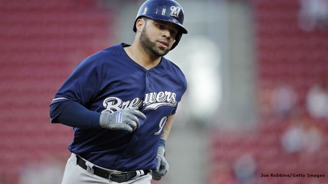 Milwaukee Brewers break out of slump, rally for 6-5 win over Reds