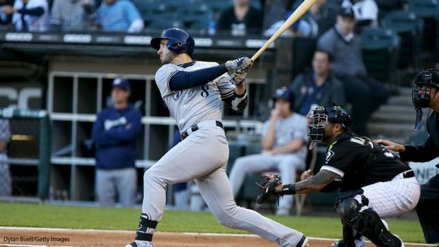 Brewers fall 8-3 to White Sox on the road